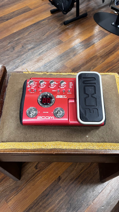 Second Hand Zoom B2.1U Multi Effects Bass Pedal