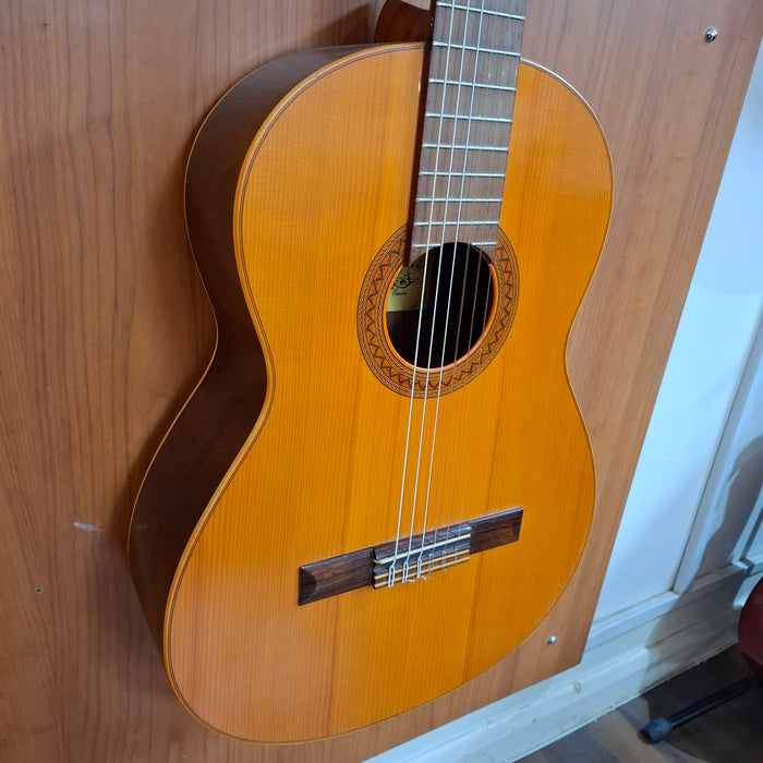 Second Hand Raimundo Classical Guitar