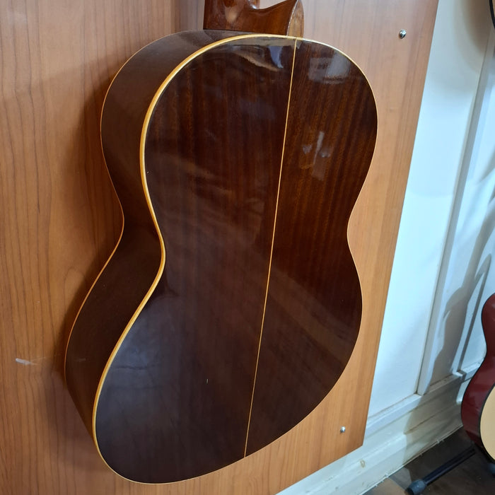 Second Hand Raimundo Classical Guitar