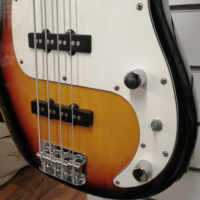 Second Hand Peavey Milestone 3 Bass Guitar — Gough & Davy