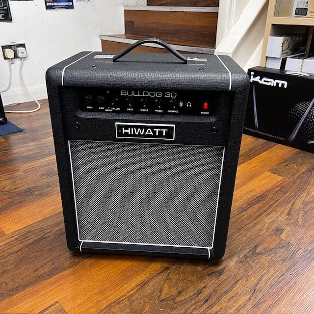 Second Hand Hiwatt 30 Bass Amp