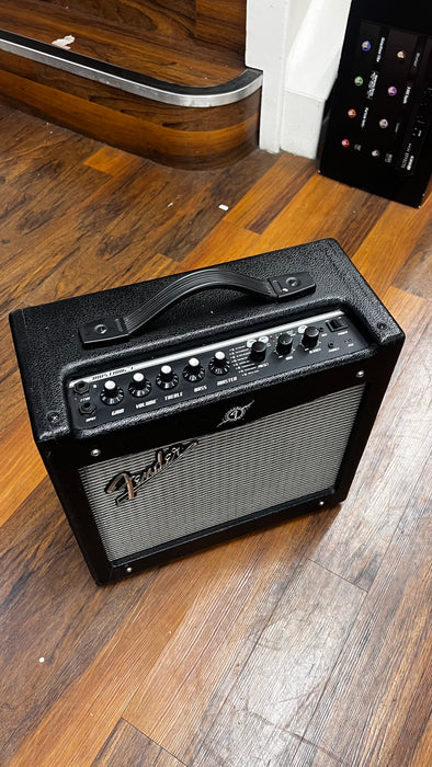 Second Hand Fender Mustang 1 V2 Guitar Amp