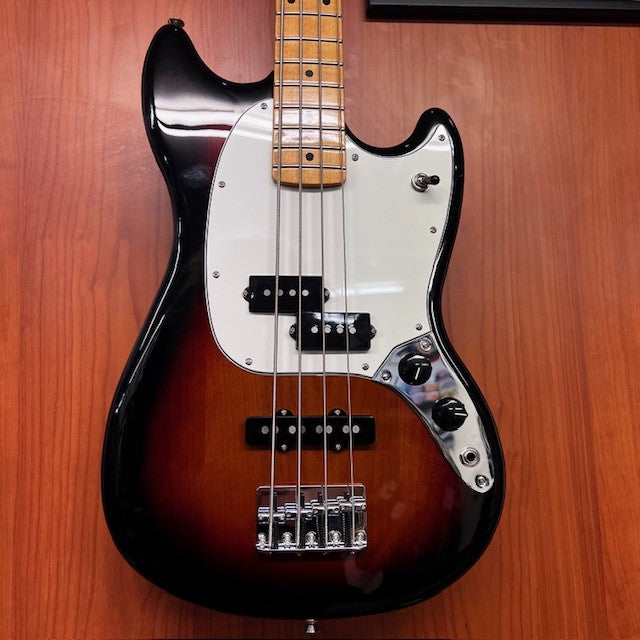 Second Hand Fender Mustang Bass