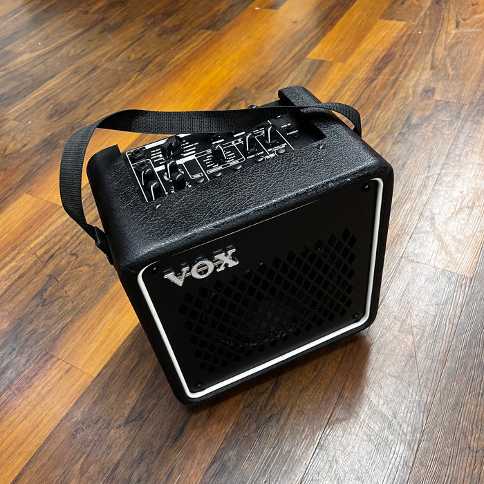 Second Hand Vox VMG-10 Amplifier
