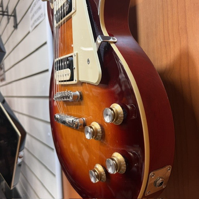 Epiphone Les Paul Classic Electric Guitar