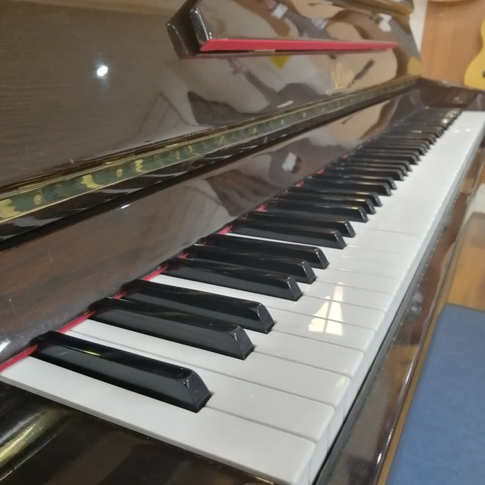 Second Hand Nieer Acoustic Piano