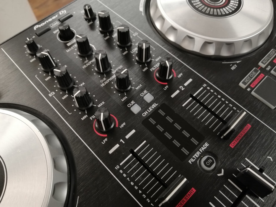 Second Hand Pioneer DDJ-SB2