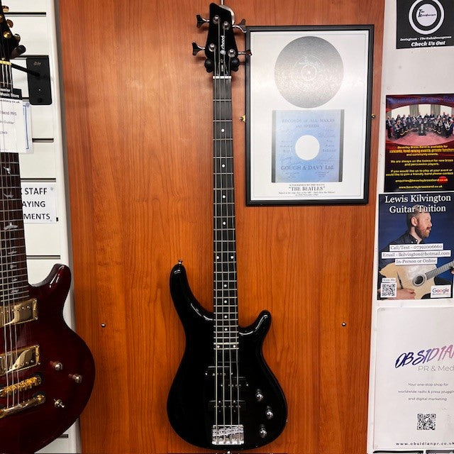 Chord CCB90 Bass Guitar