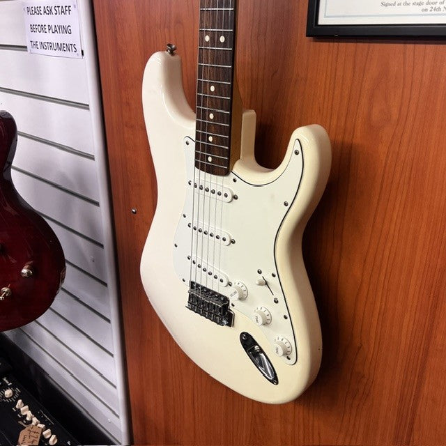 Second Hand Fender Mexican Stratocaster 2016 Electric Guitar