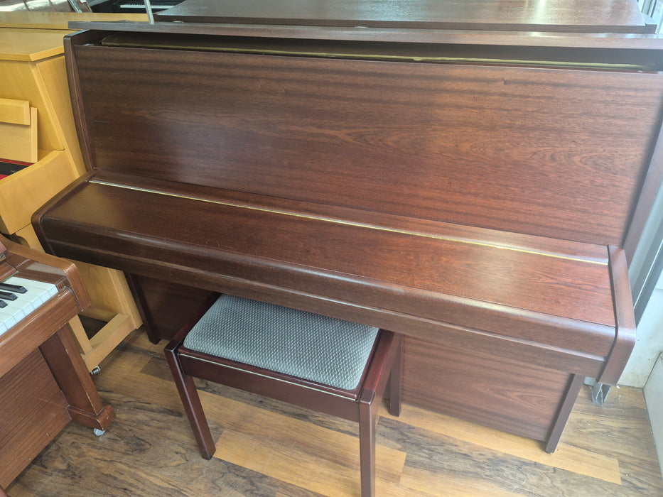 Second hand Kemble Cambridge 10 acoustic piano