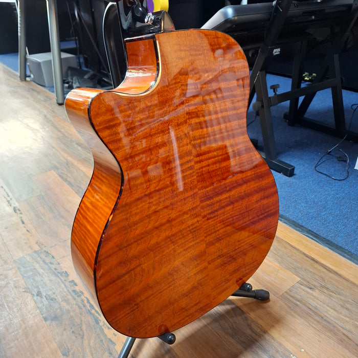 Washburn Comfort Grand Auditorium WCG10CE Electro Acoustic Guitar
