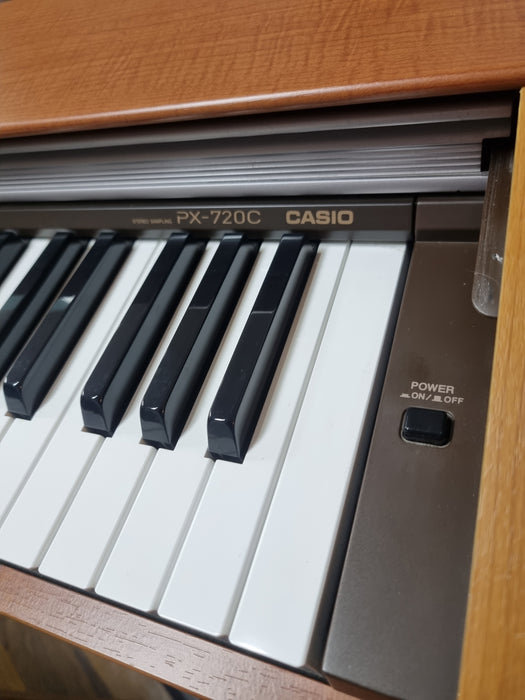 Second Hand Casio PX720c