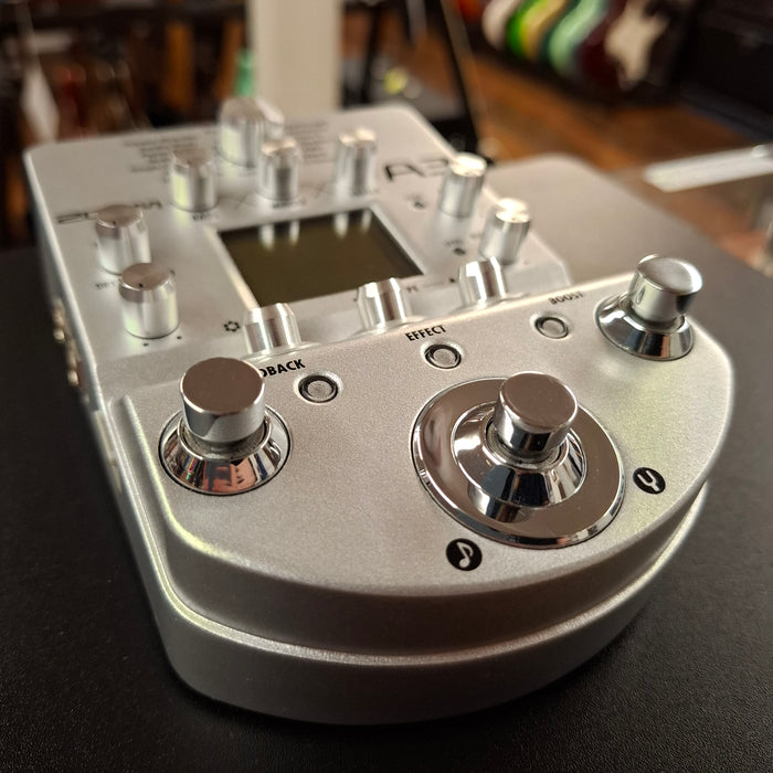 Second Hand Zoom A3 Pre Amp And Multi Effects Acoustic Guitar Pedal