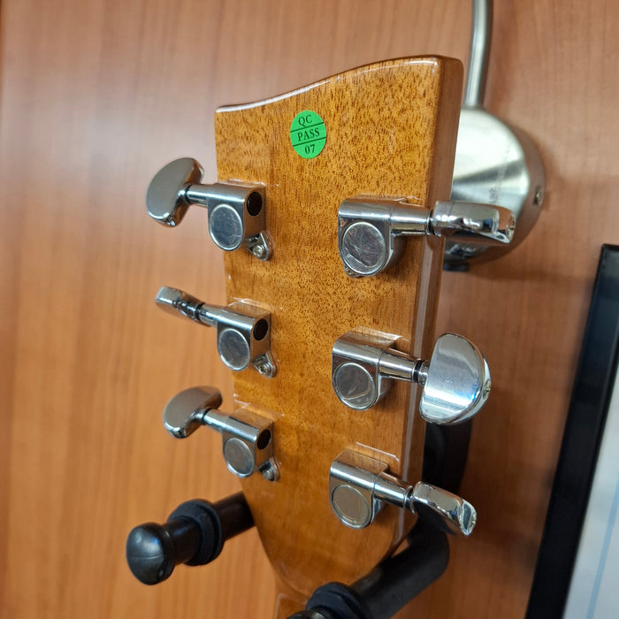 Second Hand Gewa 6 String Banjo With Hard Case