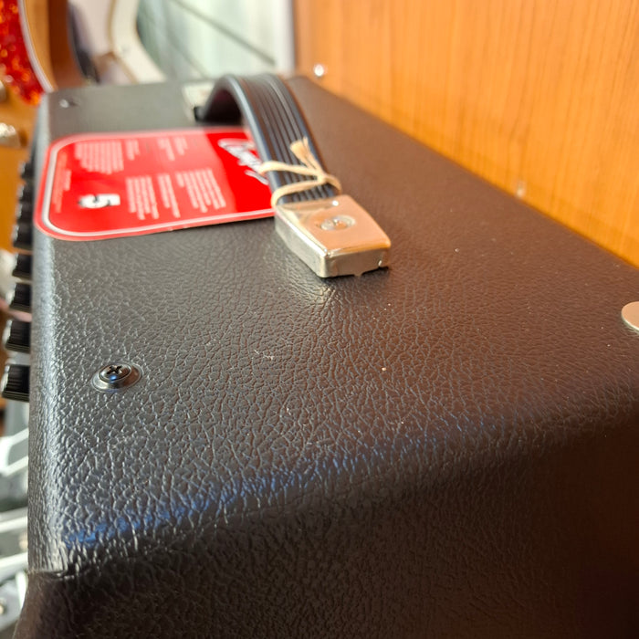 Second Hand Fender Champion 40 Electric Guitar Amplifier