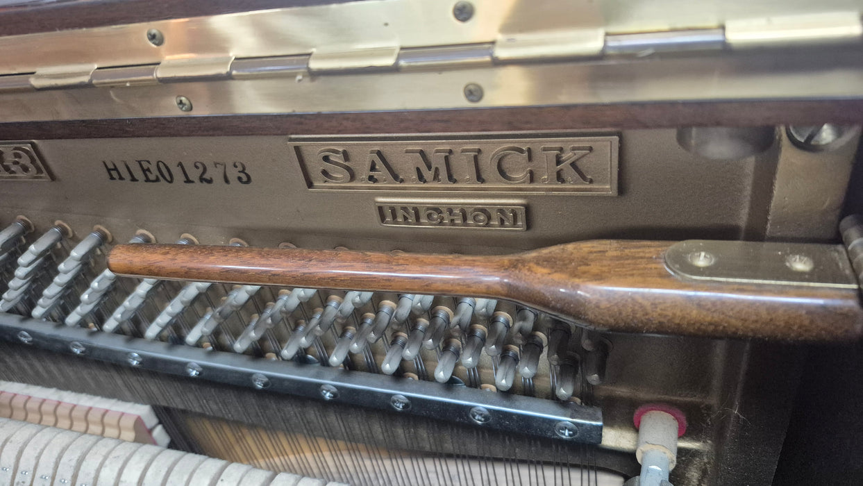 Second hand Samick SM-3 upright piano.