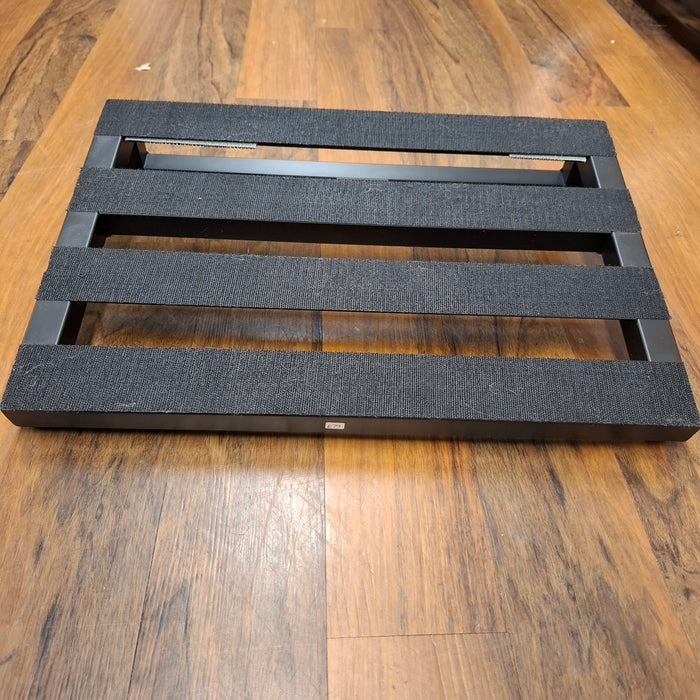 Second Hand Pedaltrain Classic Jr Pedal Board