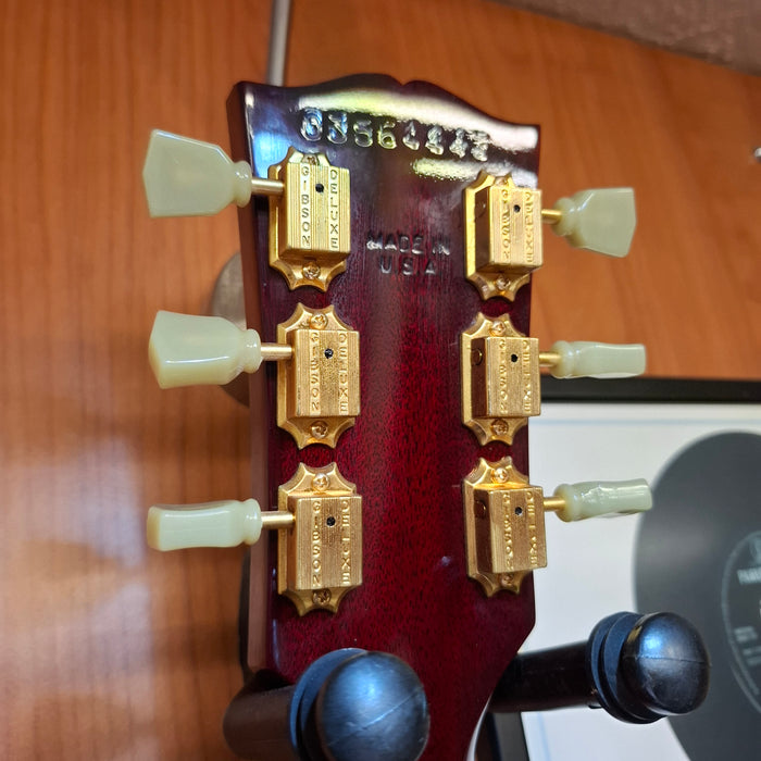 Circa 2008 Second Hand Gibson Les Paul Studio Electric Guitar