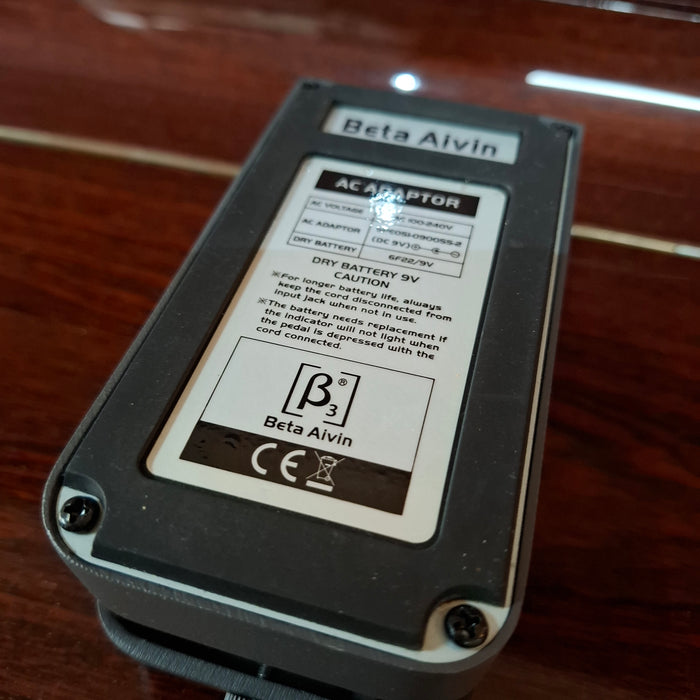 Second Hand Beta Aivin AC-100 Acoustic Simulator Effect Pedal