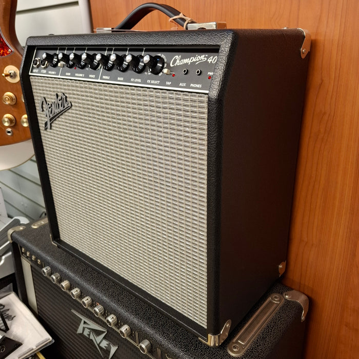 Second Hand Fender Champion 40 Electric Guitar Amplifier