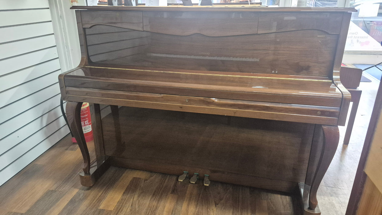 Second hand Samick SM-3 upright piano.
