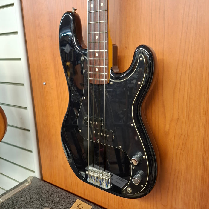 Second Hand Fender 2004/05 Precision Bass Guitar