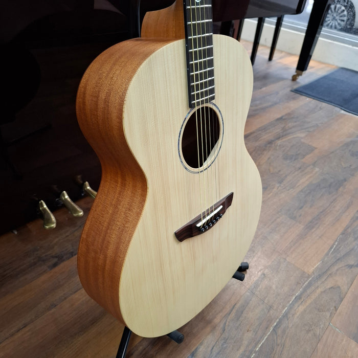 Faith Naked Neptune FKN Acoustic Guitar