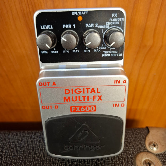 Second Hand Behringer FX600 Multi FX Effect Pedal