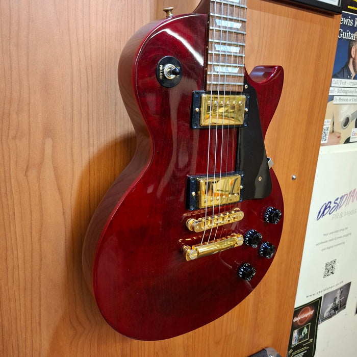 Circa 2008 Second Hand Gibson Les Paul Studio Electric Guitar