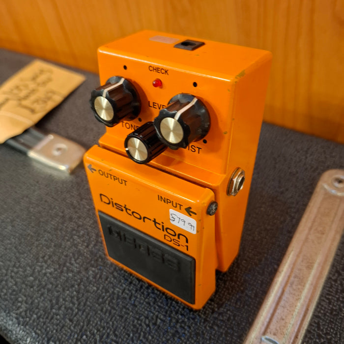 Second Hand Boss Distortion DS-1 Effect Pedal