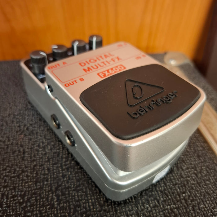 Second Hand Behringer FX600 Multi FX Effect Pedal