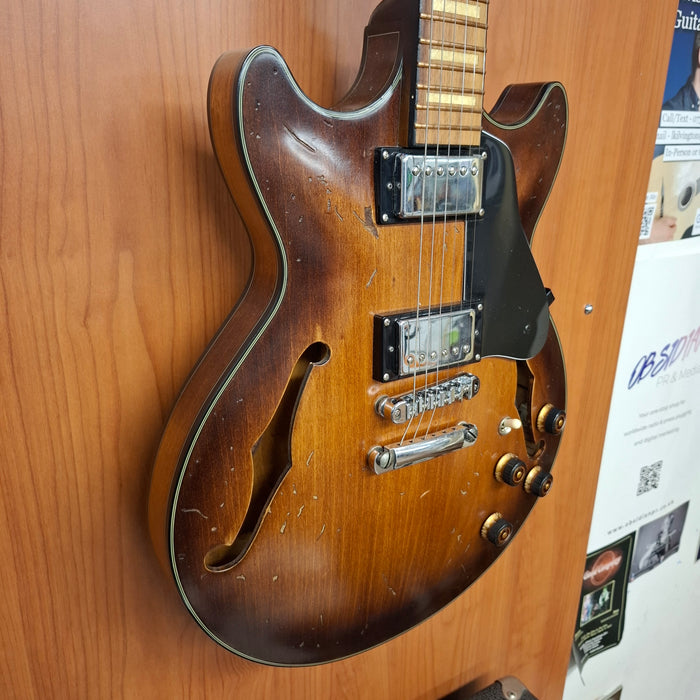 Second Hand Ibanez AMV10A TCL 12 01 Electric Guitar