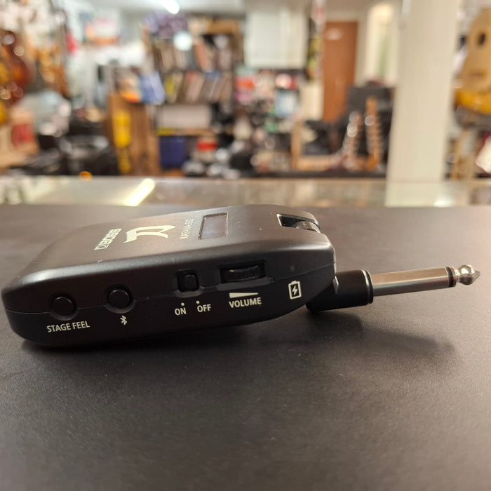 Second Hand Boss Katana Go Plug in Headphone Amp & Philips Headphones