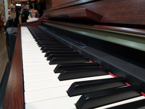 Second Hand Yamaha CLP-340 Digital Piano