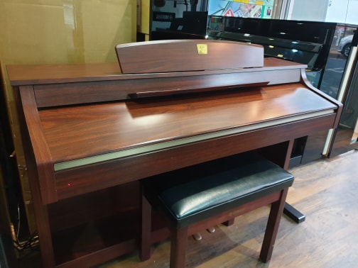 Second Hand Yamaha CLP-340 Digital Piano